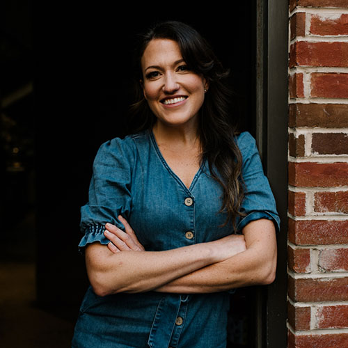 Kelly Nagle headshot